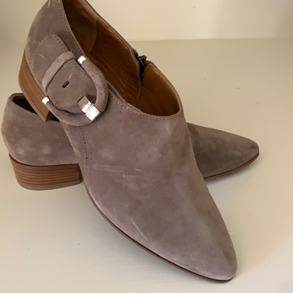 Aquatalia Taupe Ankle Boots with Buckle